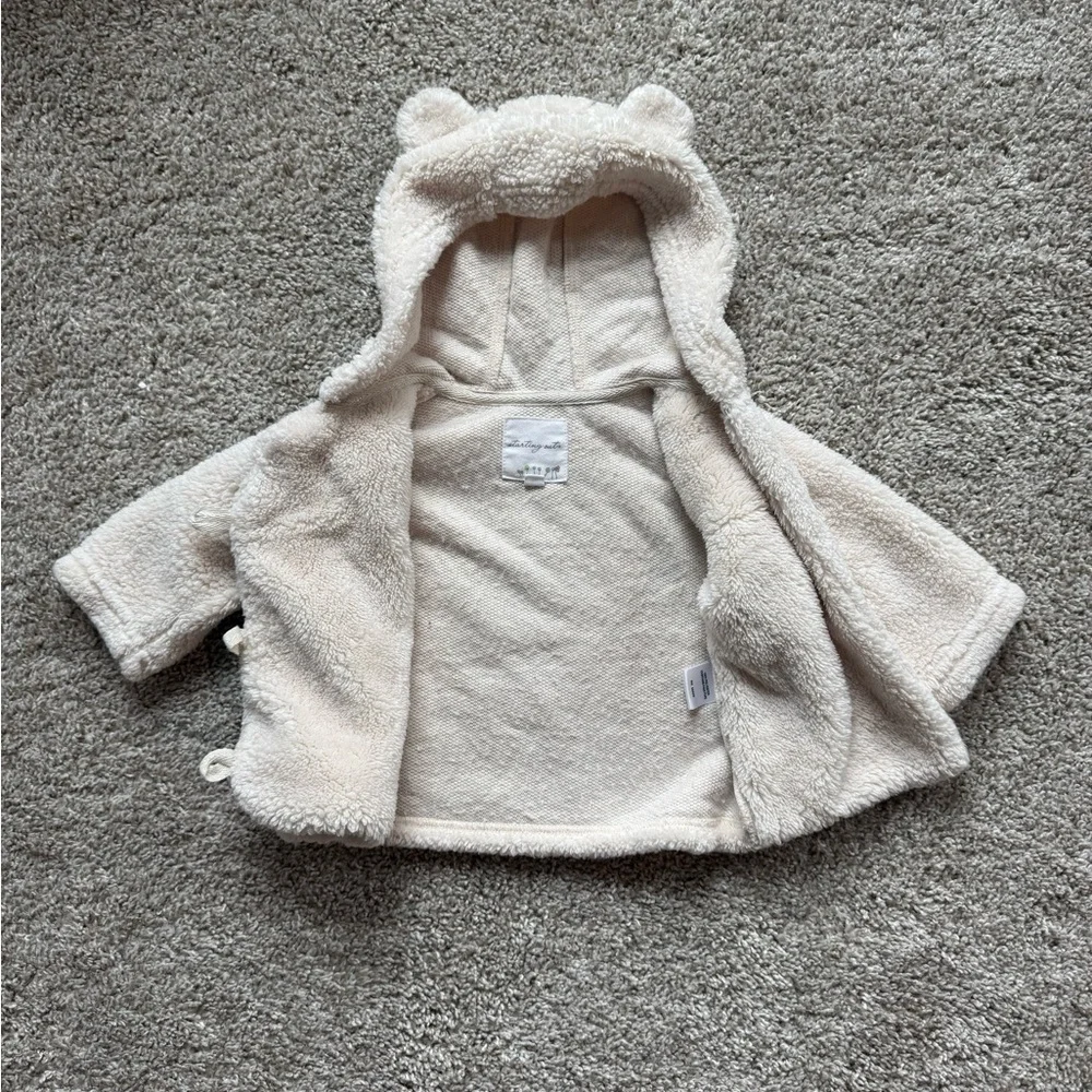 Cozy baby Cream Knit Hoodie Ivory sherpa Jacket Cardigan – Size 9 Months